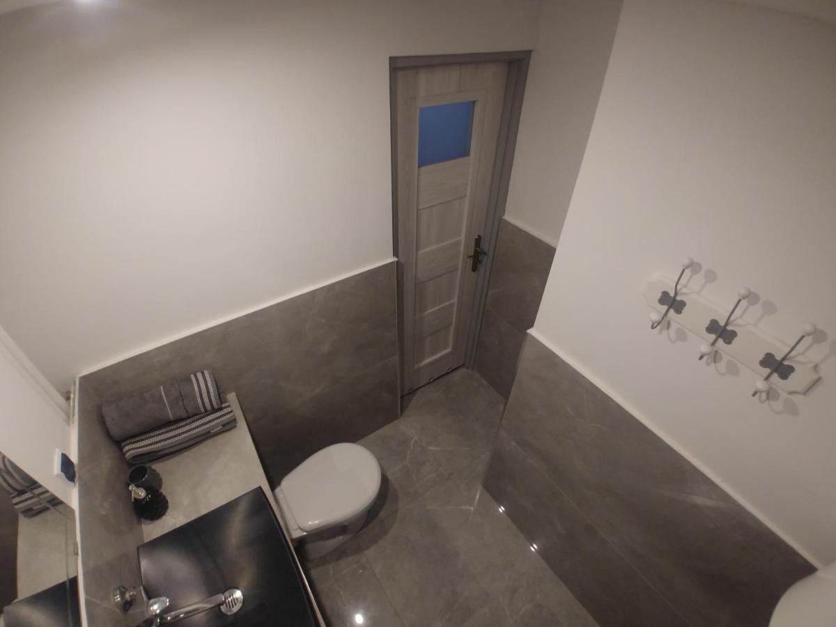 Apatrament Jagielonska Apartment เลกนิตซา ภายนอก รูปภาพ